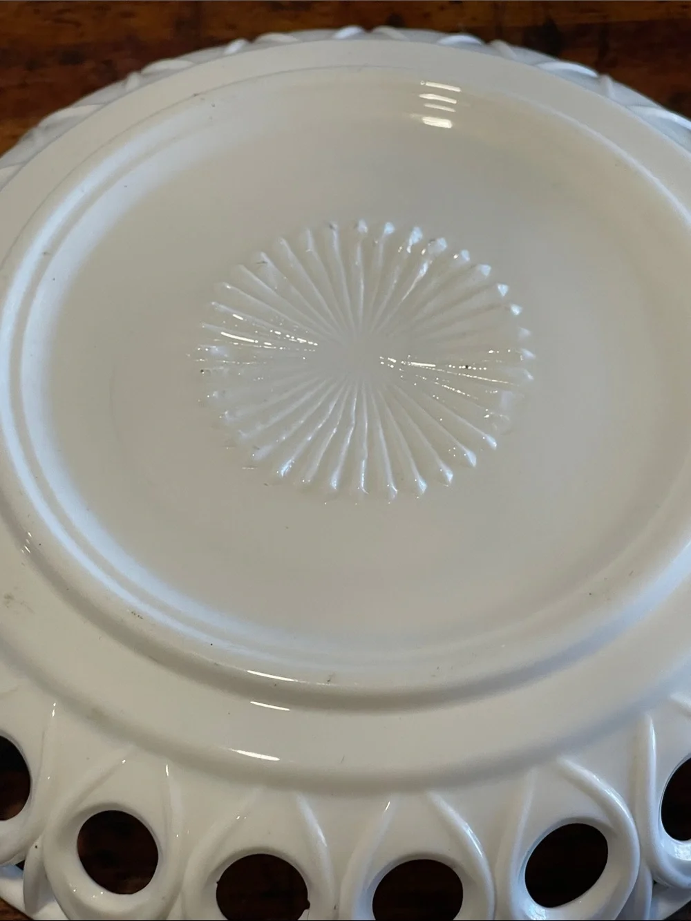 Vintage White Open lattice Floral Plate